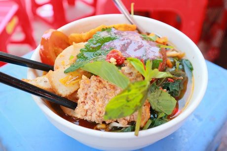 Bún Riêu – Krabben- und Tomaten-Nudelsuppe - RamenHeaven